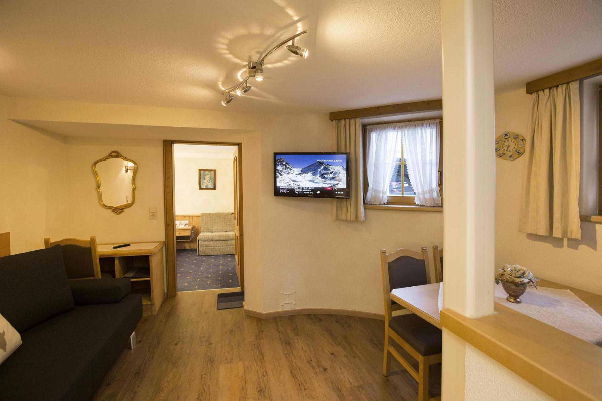 אישגל Hotel Tanzer חדר תמונה