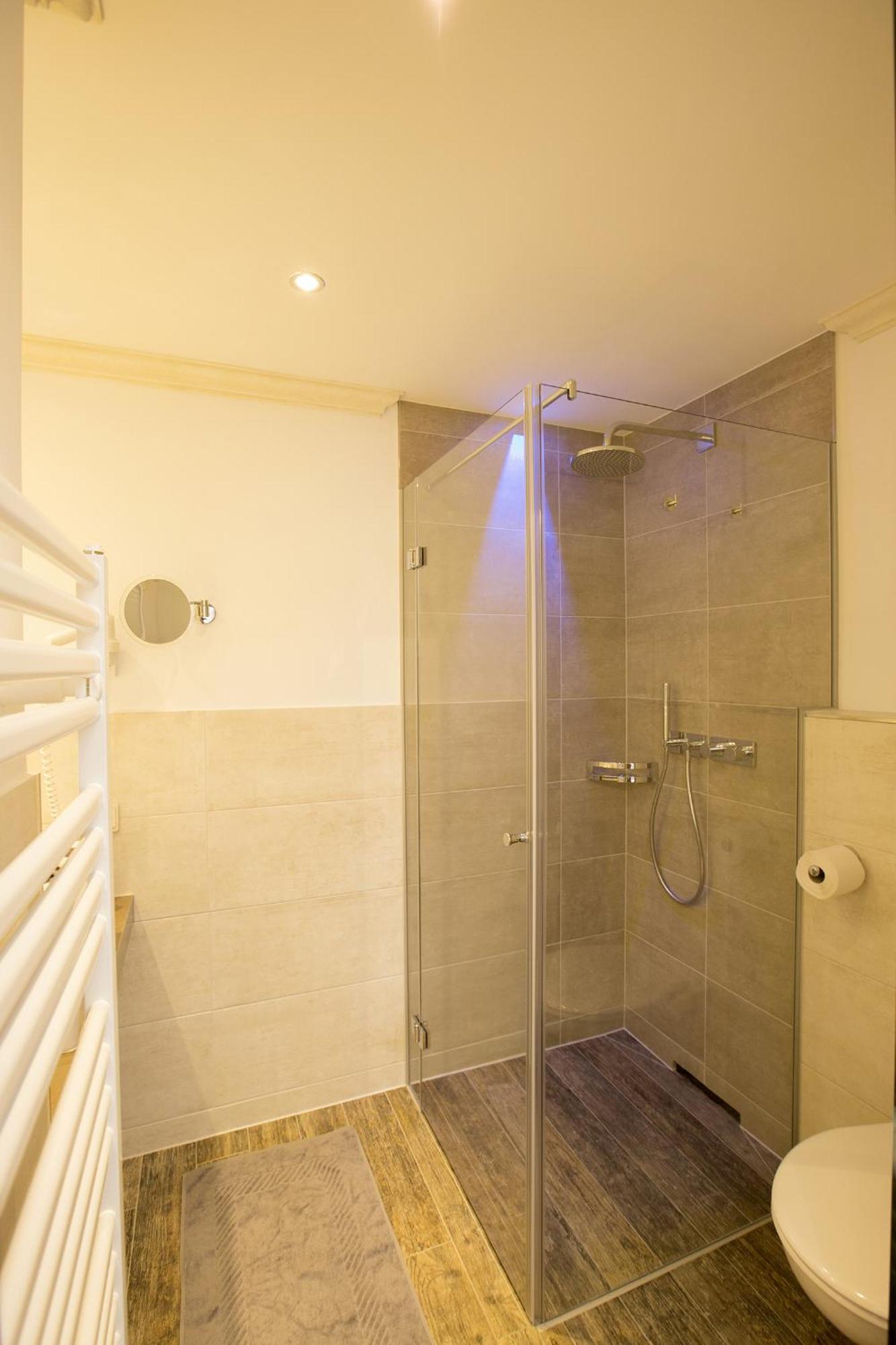 אישגל Hotel Tanzer חדר תמונה